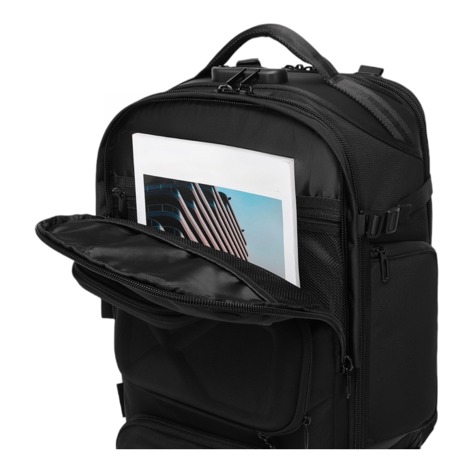 Large capacity travel backpack